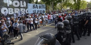 El relato pinta un país en el que se ha naturalizado la más horrible de las declinaciones.