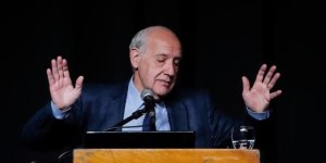 Lavagna dijo en Córdoba que sólo trabaja para el "consenso de un gobierno de unión nacional"