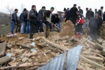 Hay al menos 51 muertos por un sismo en Turqu�a