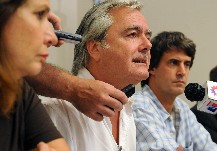 Pinedo quiere que el Ejecutivo informe si investiga la vida privada de los jueces