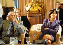 La oposici�n rechaz� el pliego de Marc� del Pont y ma�ana ser� debatido en el recinto en el Senado