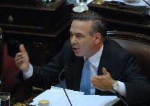 Pichetto advierte riesgos por reapertura del canje si se rechaza a Marc� del Pont