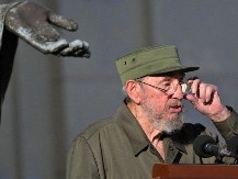 Fidel Castro volvi� a hablar en p�blico ante miles de estudiantes