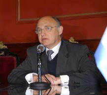 Timerman asegur� que M�ndez cometi� un "acto de locura"
