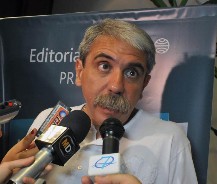 An�bal Fern�ndez cree que a Moyano le "molesta que sea una mujer" la que est� al frente del peronismo