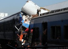 Hay 49 muertos y más de 600 heridos por el accidente de tren en Once