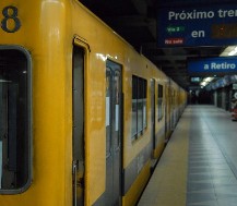 Los metrodelegados extendieron por 24 horas el paro