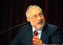 Stiglitz consider� que "la inflaci�n s�lo si es muy alta puede afectar el crecimiento"