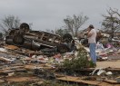 Un gigantesco tornado sembr� muerte en Oklahoma