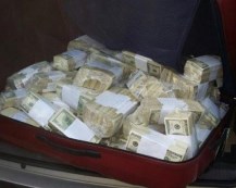 Peritarán los dólares que López quiso esconder en el monasterio