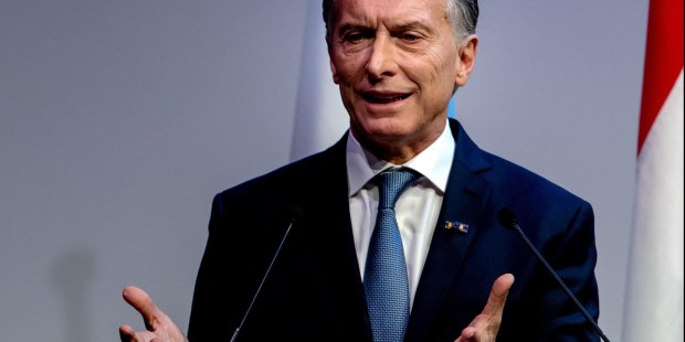 El Presidente habló en el Forum de Negocios en Ámsterdam, ante 250 empresarios locales.