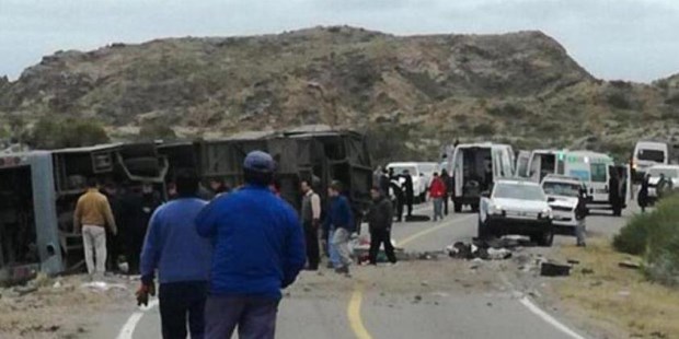 El micro que volcó y provocó la muerte de 15 personas no estaba habilitado