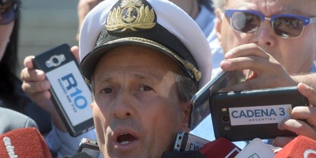Vocero de la Armada Enrique Balbi.