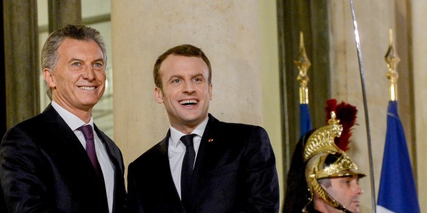 Tras reunirse con Macron, Macri dijo que Argentina "quiere una inserción inteligente" al mundo