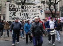 Trabajadores de la ex Terrabusi que cortaban Alem ma�ana volver�n a manifestarse