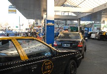 YPF anunci� que importar� combustible