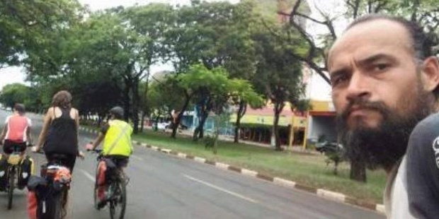 Asesinaron de tres balazos en Brasil a un ciclista argentino que recorría América Latina