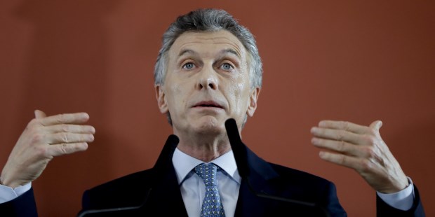 El oficialismo tiene una gran ventaja: su habilidad para usar las nuevas técnicas de comunicación para llegar al electorado,