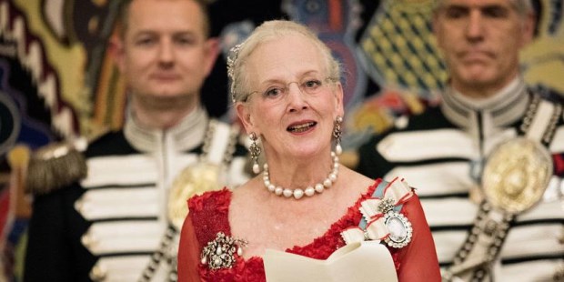 La reina Margarita II de Dinamarca visita Argentina entre el 18 y 20 de marzo