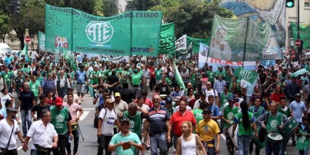 Décadas atrás los sindicatos fuertes eran la UOM o SMATA o los ferroviarios. Hoy son los estatales.