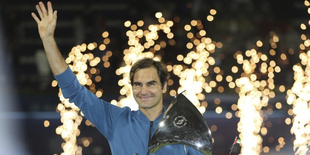 Federer ganó en Dubai y alcanzó los 100 títulos en su carrera