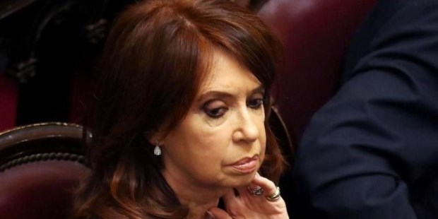 Procesaron a CFK por los documentos históricos encontrados en en su casa de El Calafate