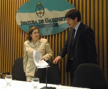 Se analizan 45 pacientes para saber si contrajeron el virus