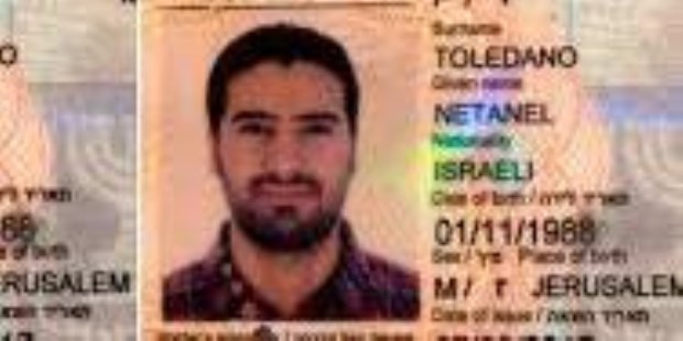 Uno de los iraníes dijo que huyó de su país porque tenía una relación con una mujer casada