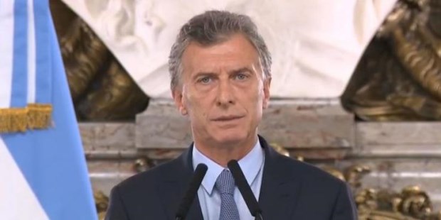 Por decreto Macri eliminará la habilitación de las listas colectoras 