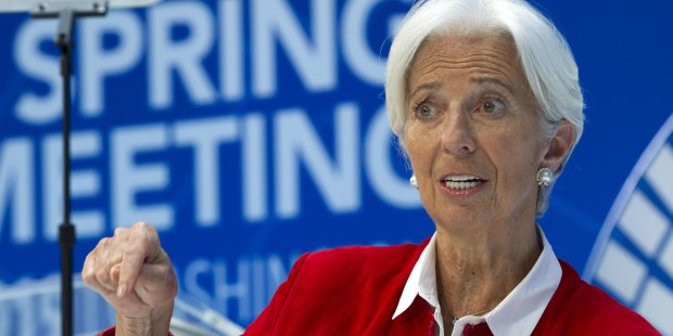 Lagarde: "La Argentina está saliendo del fondo de la crisis"