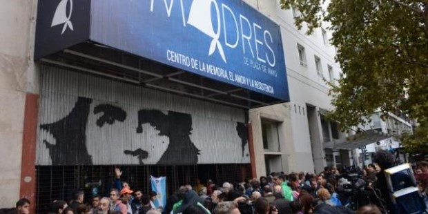 Madres de Plaza de Mayo resistieron una orden judicial para realizar un inventario de bienes