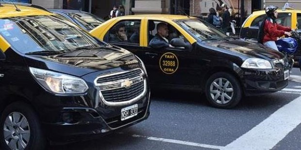 Los taxistas cobrarán un plus cuando haya congestión de tránsito