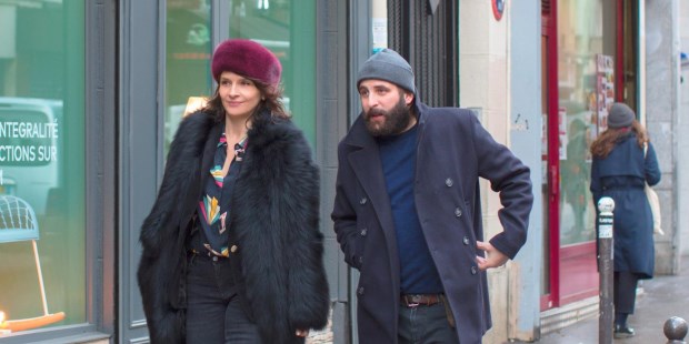 Juliette Binoche (aquí junto a Vincent Macaigne), uno de los puntos altos del filme.