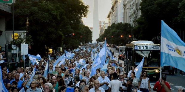 La fatiga de los argentinos puede rifar la libertad