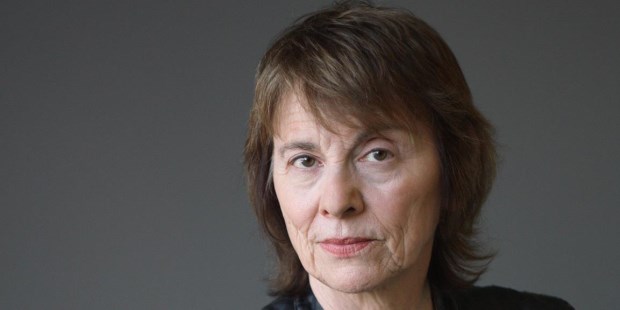 De Camille Paglia puede decirse que es una feminista "disidente".