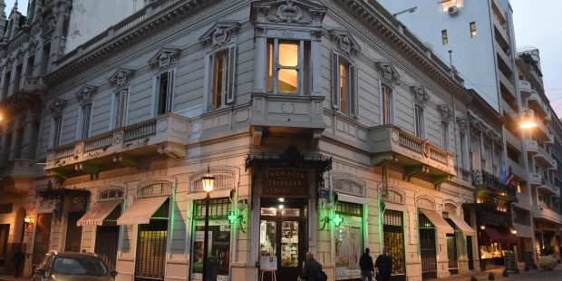 Una visita a la primera botica porteña