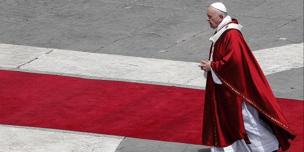 Francisco que en toda sus prescripciones nuevamente viola el el principio de dar al Cesar lo que es del Cesar.