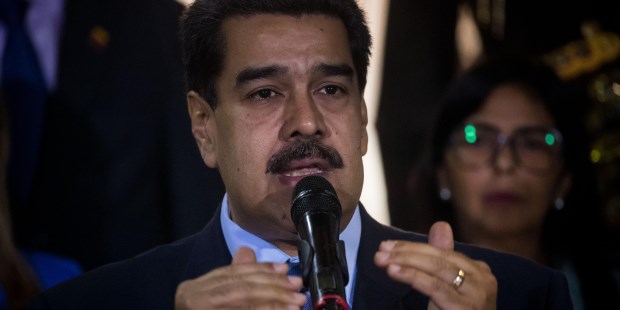 Crónica corta del enorme desastre venezolano