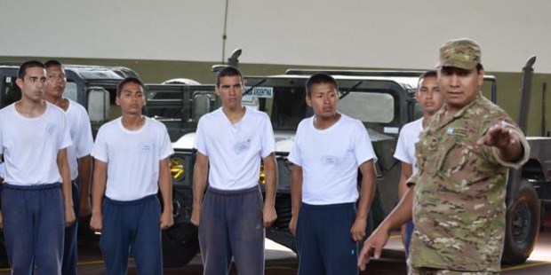 Defensa nacional, que el último apague la luz 