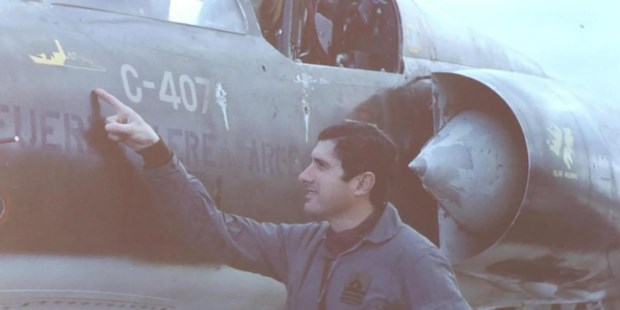 Durante la guerra, los buques averiados y/o hundidos a gran bretaña, en las diferentes misiones, eran pintados en los aviones por los pilotos argentinos.