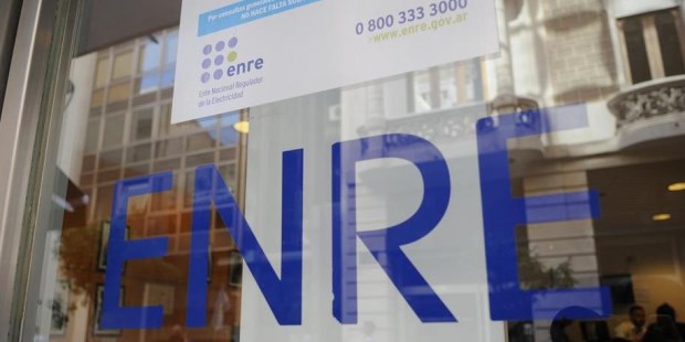 El ENRE aprueba nuevas tarifas para usuarios generadores de energía eléctrica