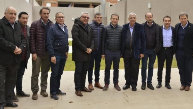 Hay intendentes con mucho miedo; en el macrismo no quieren a Macri