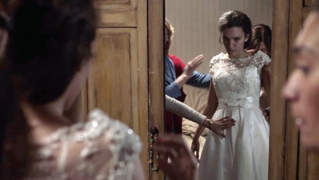 Magda, una boda y el descubrimiento.
