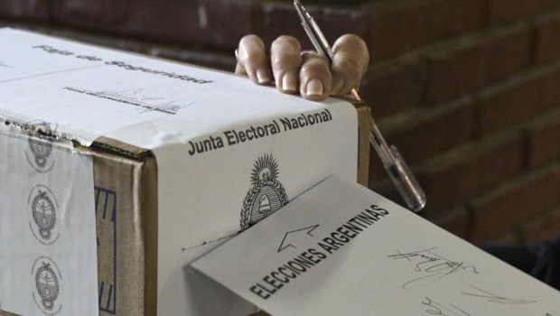 Pasaron las PASO y comenzó una nueva batalla por los votos