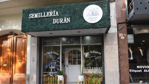 La renovada Casa Durán, todo un clásico en la zona del centro porteño.Gustavo Carabajal.