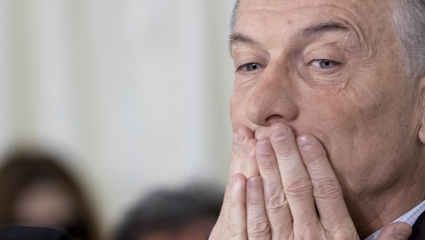 El Gobierno está muerto, que la República no sea vencida