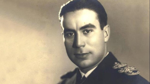 A los 16 años José Jubany solicitó su ingreso a la Escuela Naval Militar.