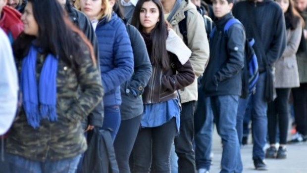 El desempleo subió en julio al 10,6%­
