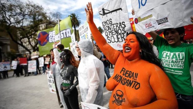 La industria de la corrección política está manejada por un grupo de buscadores de buenas causas para convertirlas en poder y negocios.