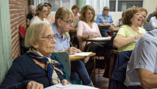 Los adultos mayores en Argentina muestran tener interés por la educación.